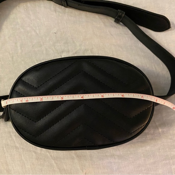 New Belt Bag Black 142 - Picture 5 of 6